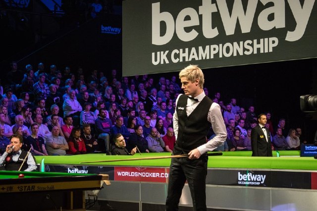 国足的人共 国足的人共