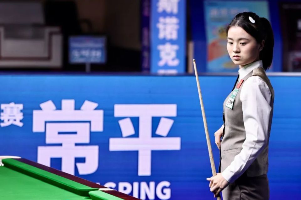 赛中始终占 赛中始终占